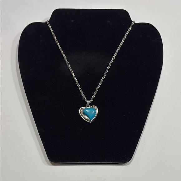 Jewelry - NEW! Silver Heart Pendant Necklace with Turquoise Inlay - Women Jewelry